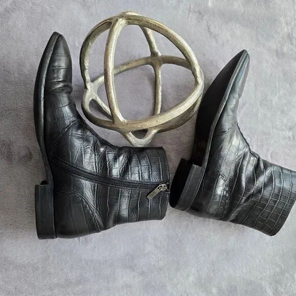 HUGO BOSS 100% Leather ankle shoes with zipper. Made in Italy - Picture 2 of 7